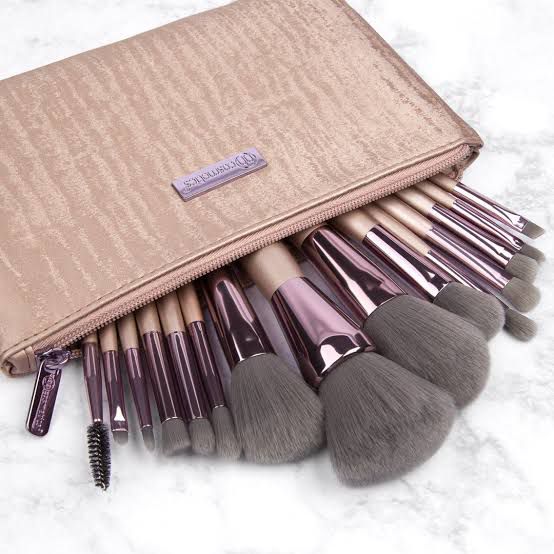 BH Cosmetics Lavish Elegance Brush Set
