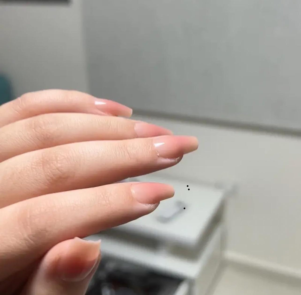 24 Pieces Nude medium length nails (Natural looking)